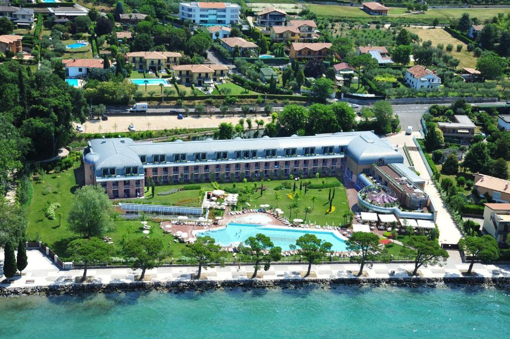 Corte Valier 4* Lazise